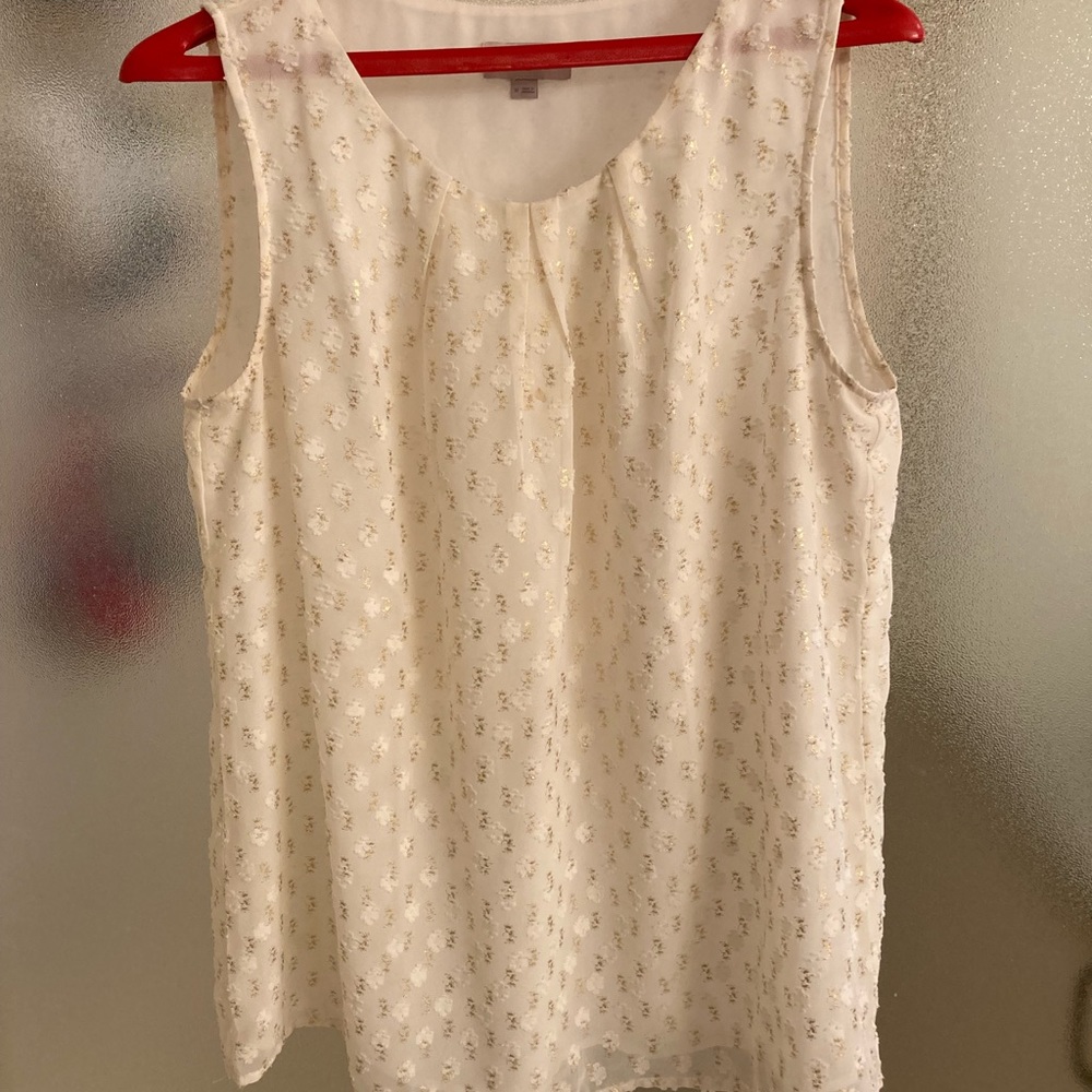 Sleeveless dressy blouse